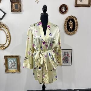 Vintage Y2K Victoria’s Secret Satin Floral Robe